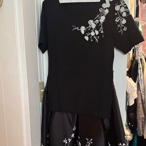 White House Black Market Black and White Floral Sweater